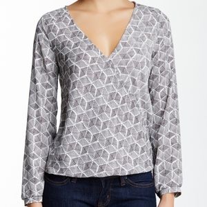 LUSH Long sleeve Hi-Lo Blouse Size S